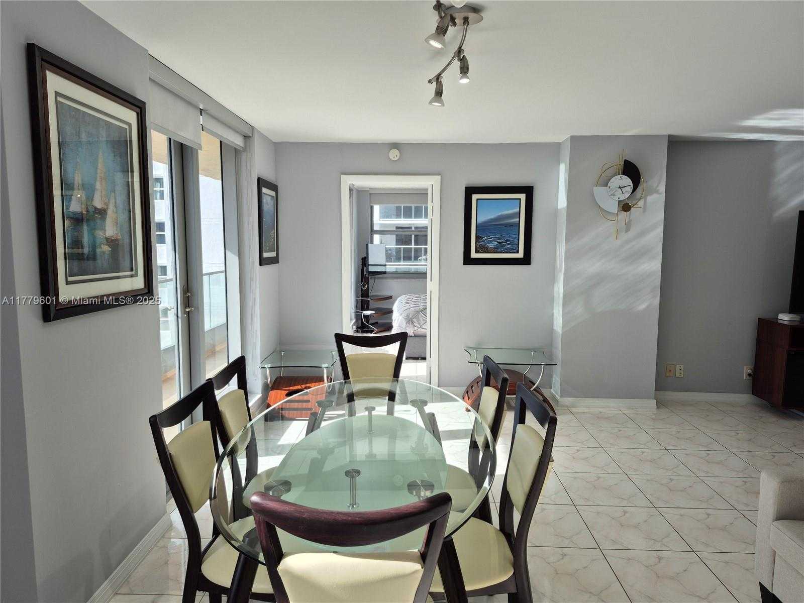 Small Image of 1912 SOUTH OCEAN DR #17C, Hallandale Beach Number 4