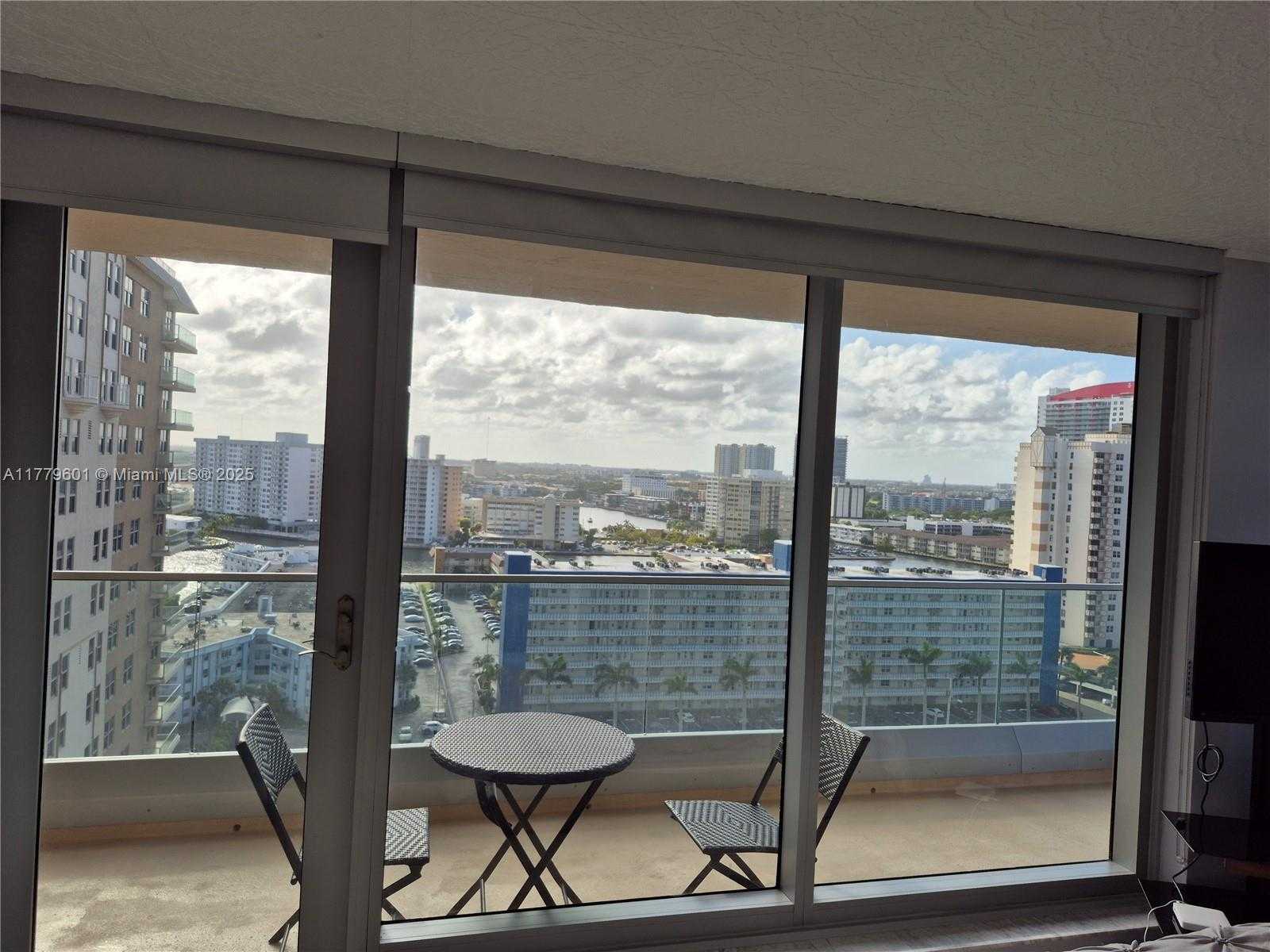Small Image of 1912 SOUTH OCEAN DR #17C, Hallandale Beach Number 7