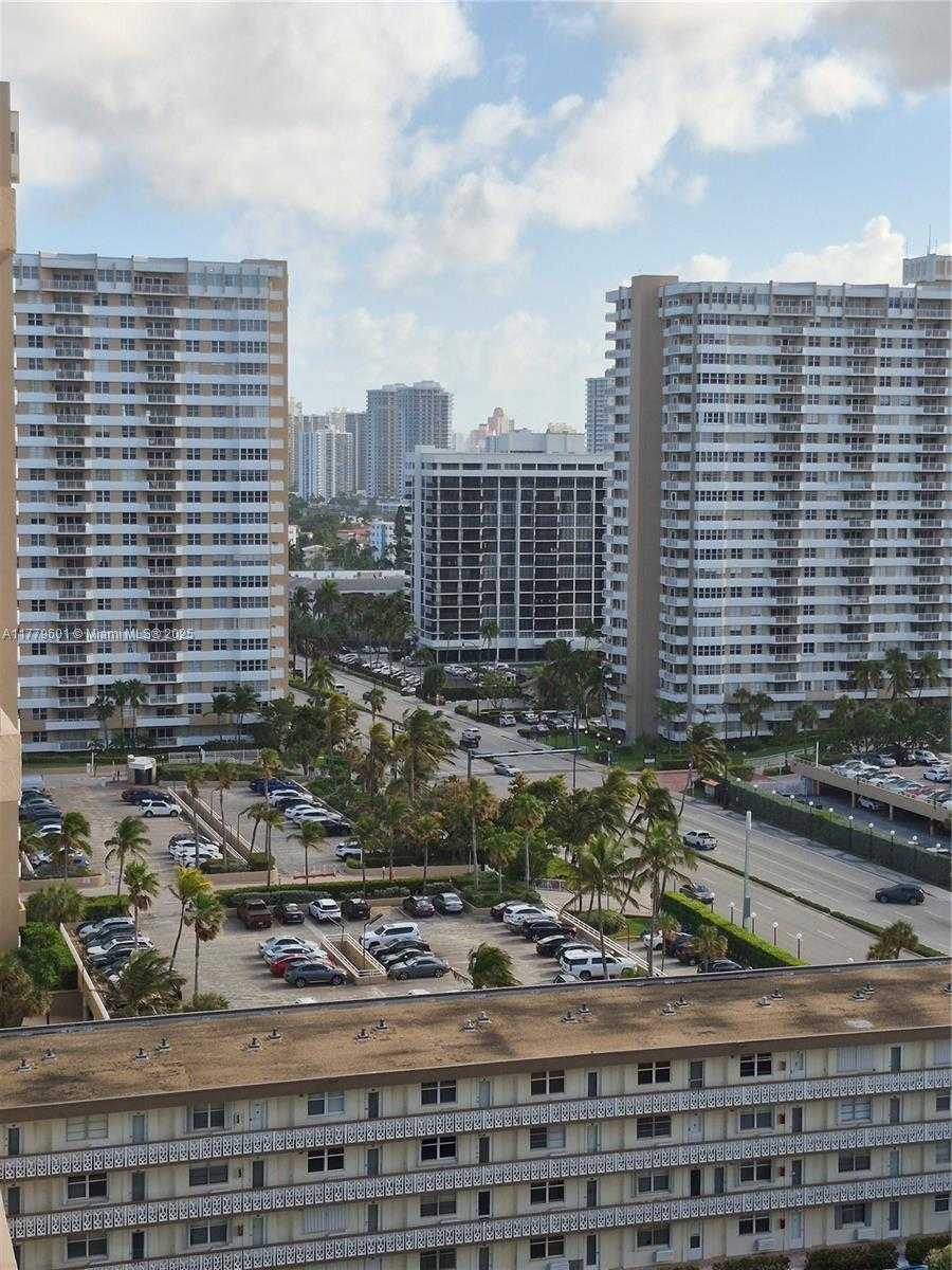 Small Image of 1912 SOUTH OCEAN DR #17C, Hallandale Beach Number 8