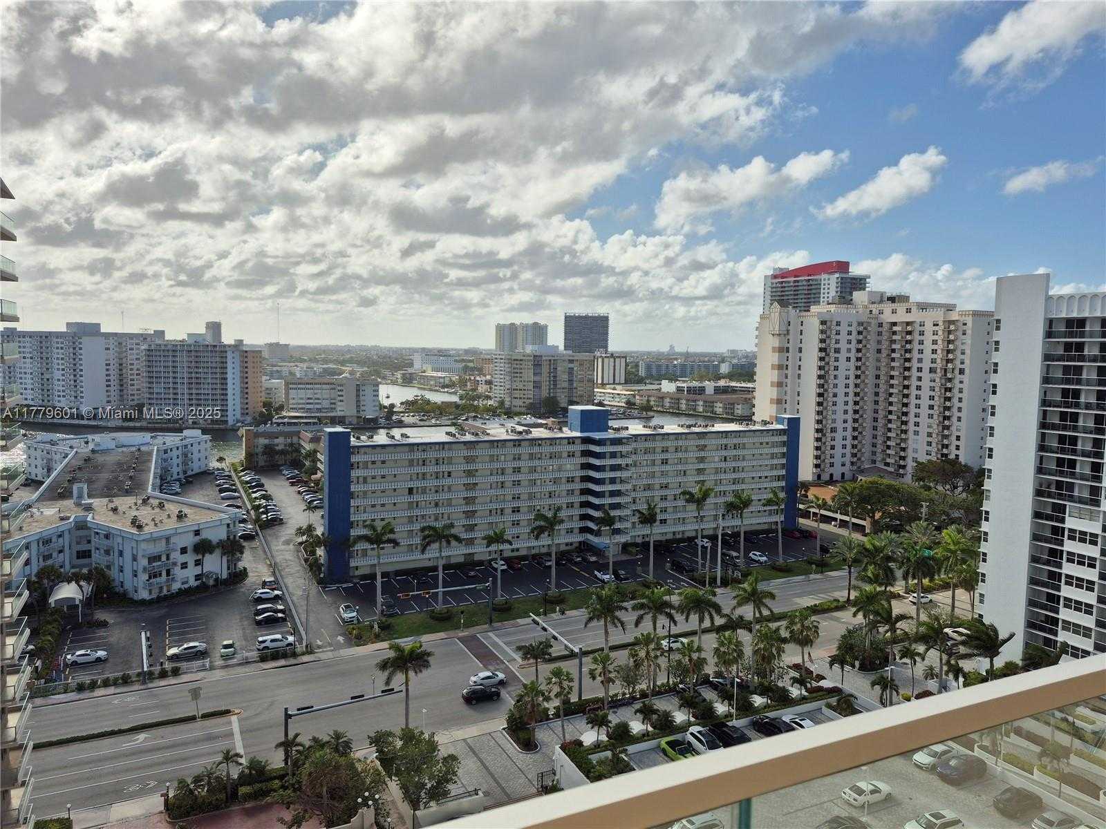 Small Image of 1912 SOUTH OCEAN DR #17C, Hallandale Beach Number 9