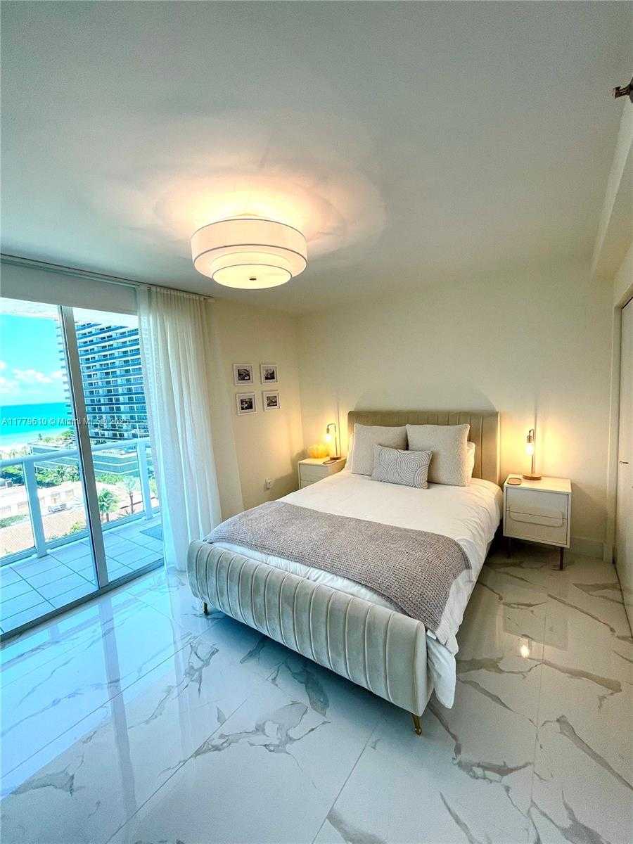 Small Image of 5900 COLLINS AVE #1104, Miami Beach Number 13