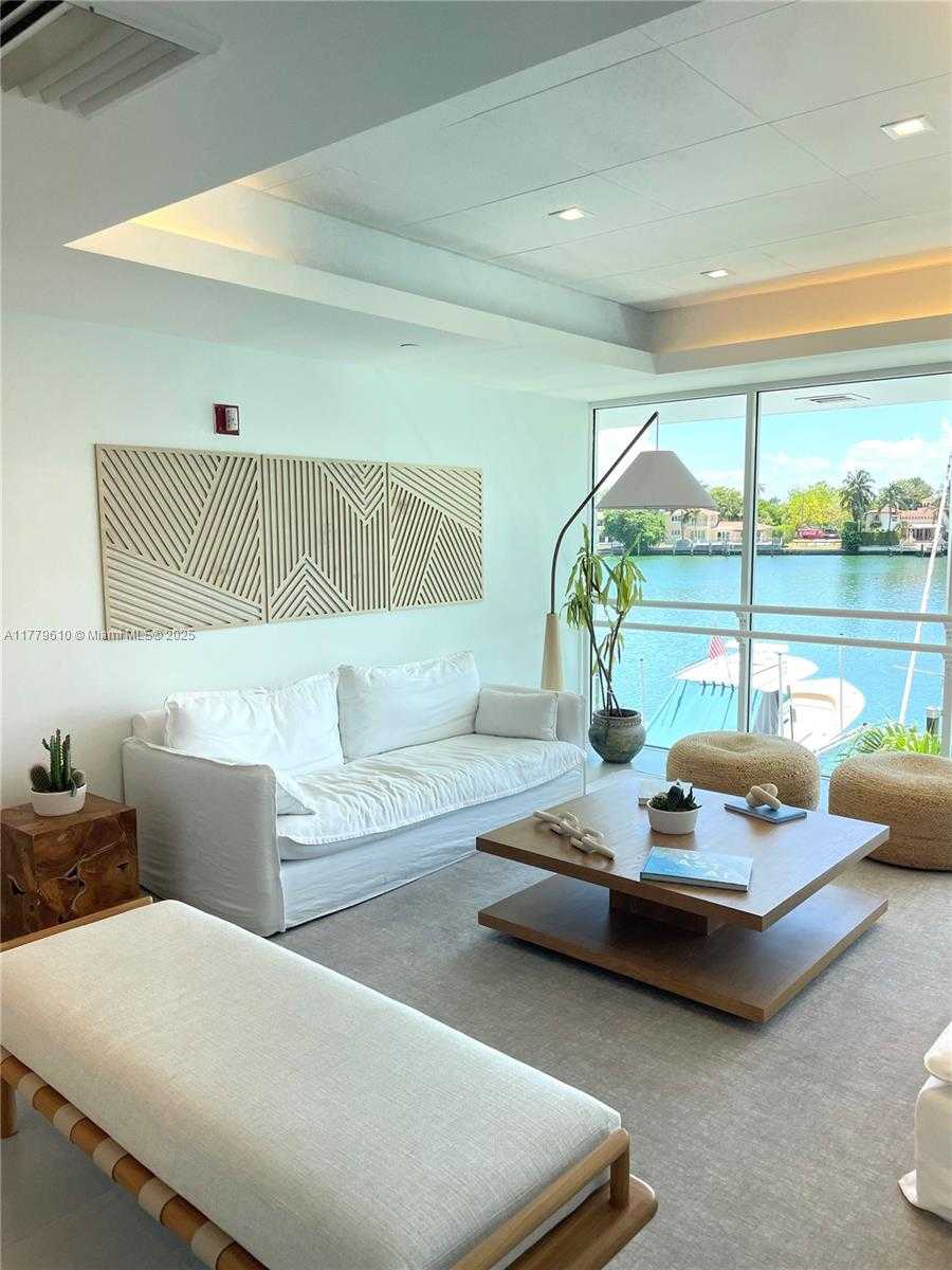 Small Image of 5900 COLLINS AVE #1104, Miami Beach Number 29