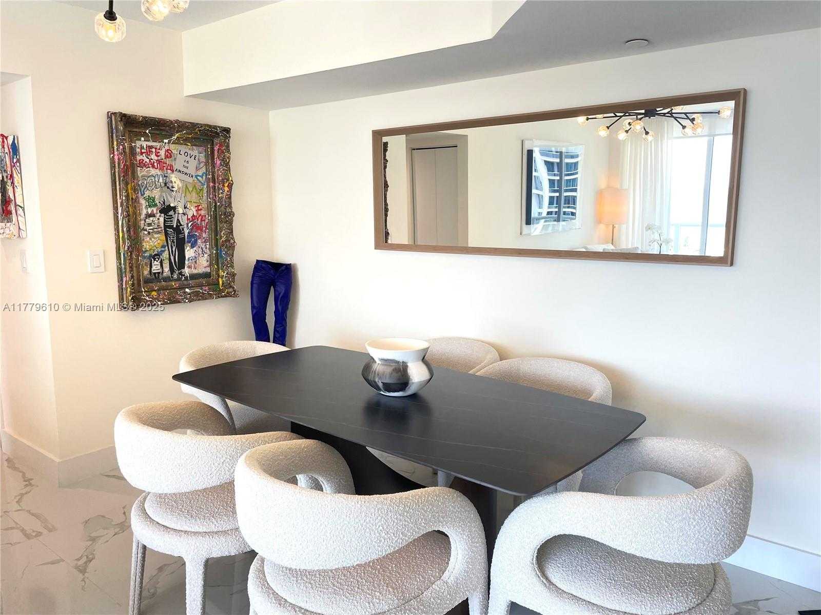 Small Image of 5900 COLLINS AVE #1104, Miami Beach Number 9