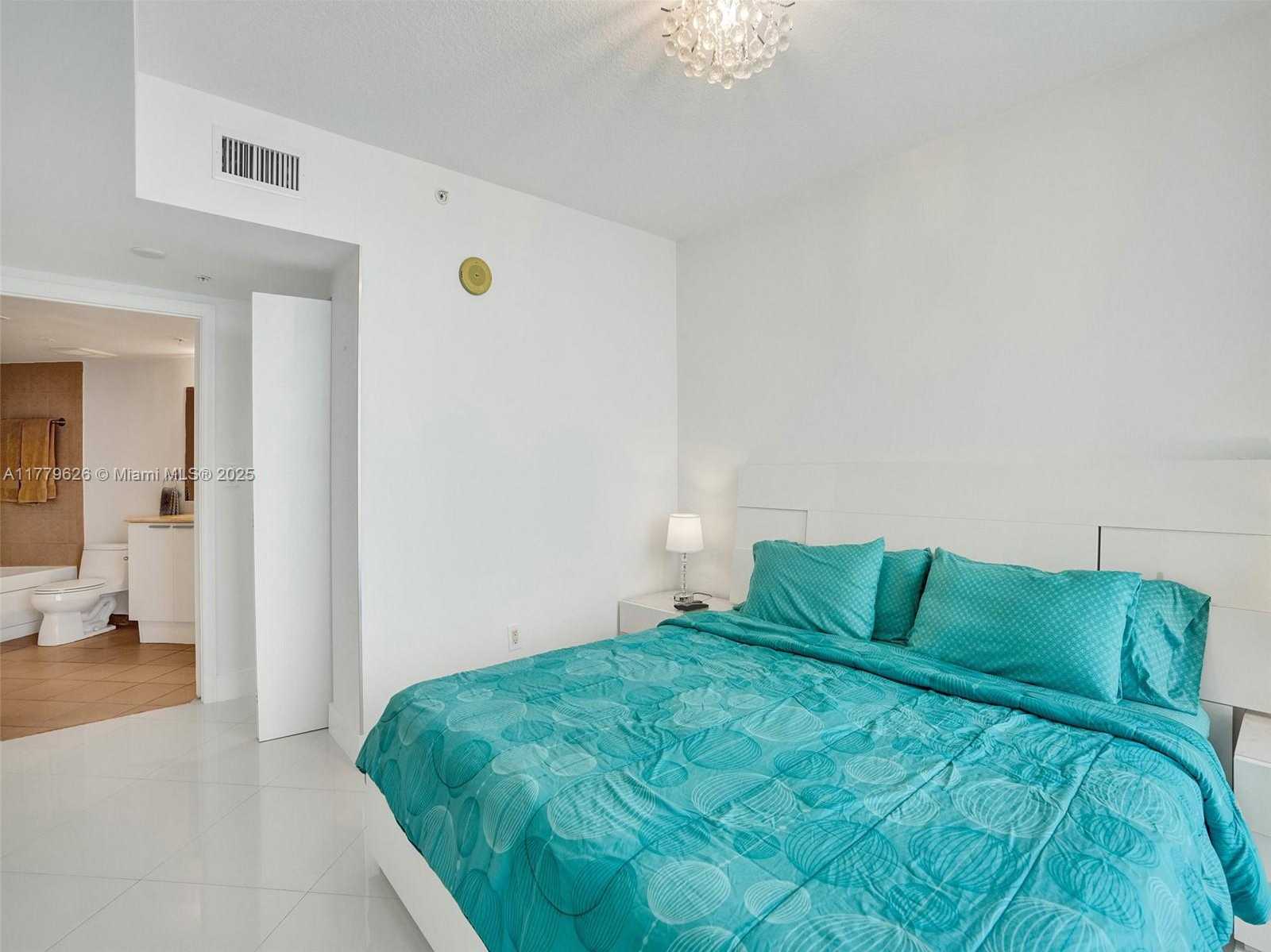 Small Image of 16699 COLLINS AVE #2305, Sunny Isles Beach Number 21