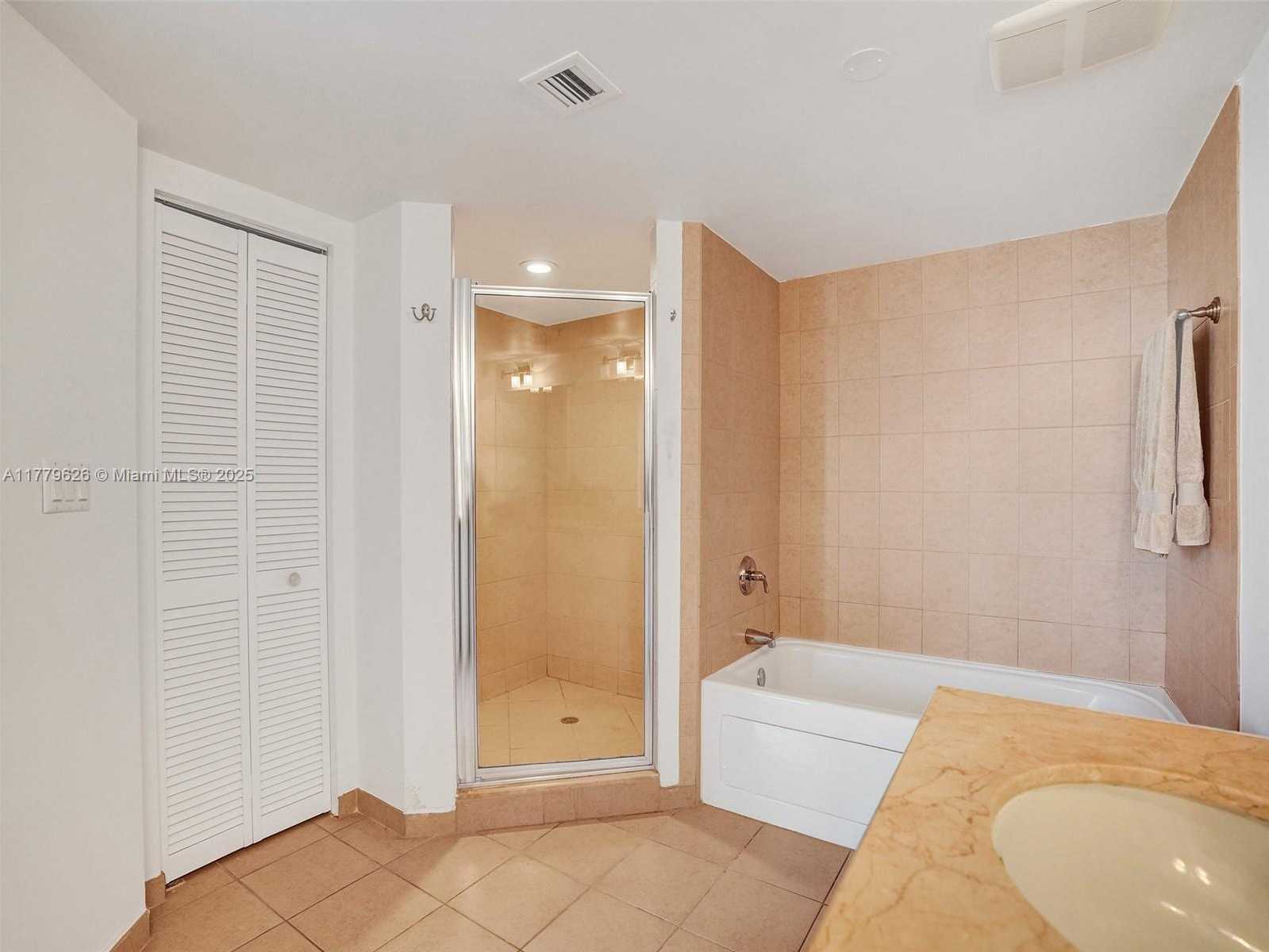 Small Image of 16699 COLLINS AVE #2305, Sunny Isles Beach Number 25