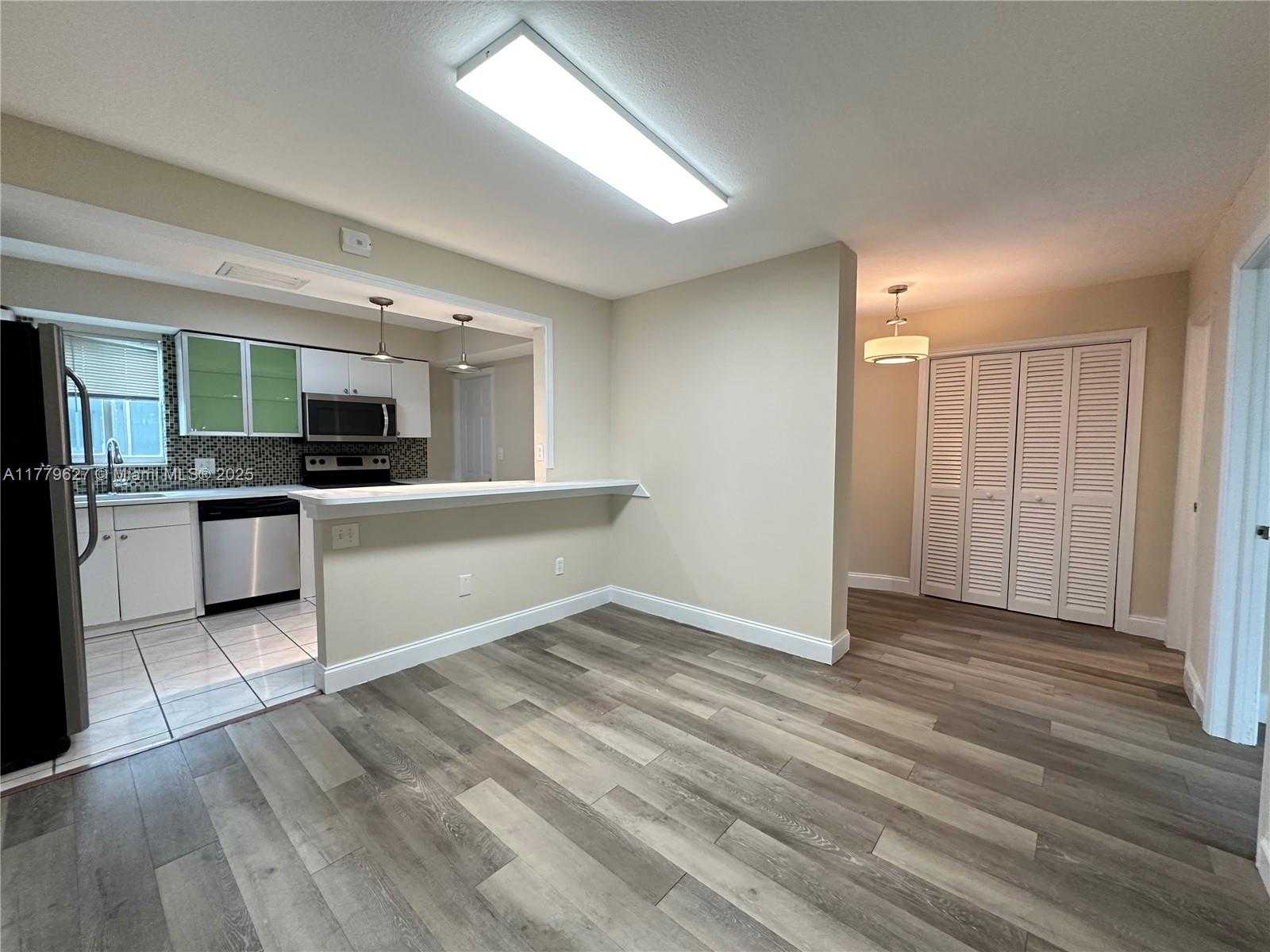 Small Image of 9971 WEST BAY HARBOR DR #207, Bay Harbor Islands Number 4