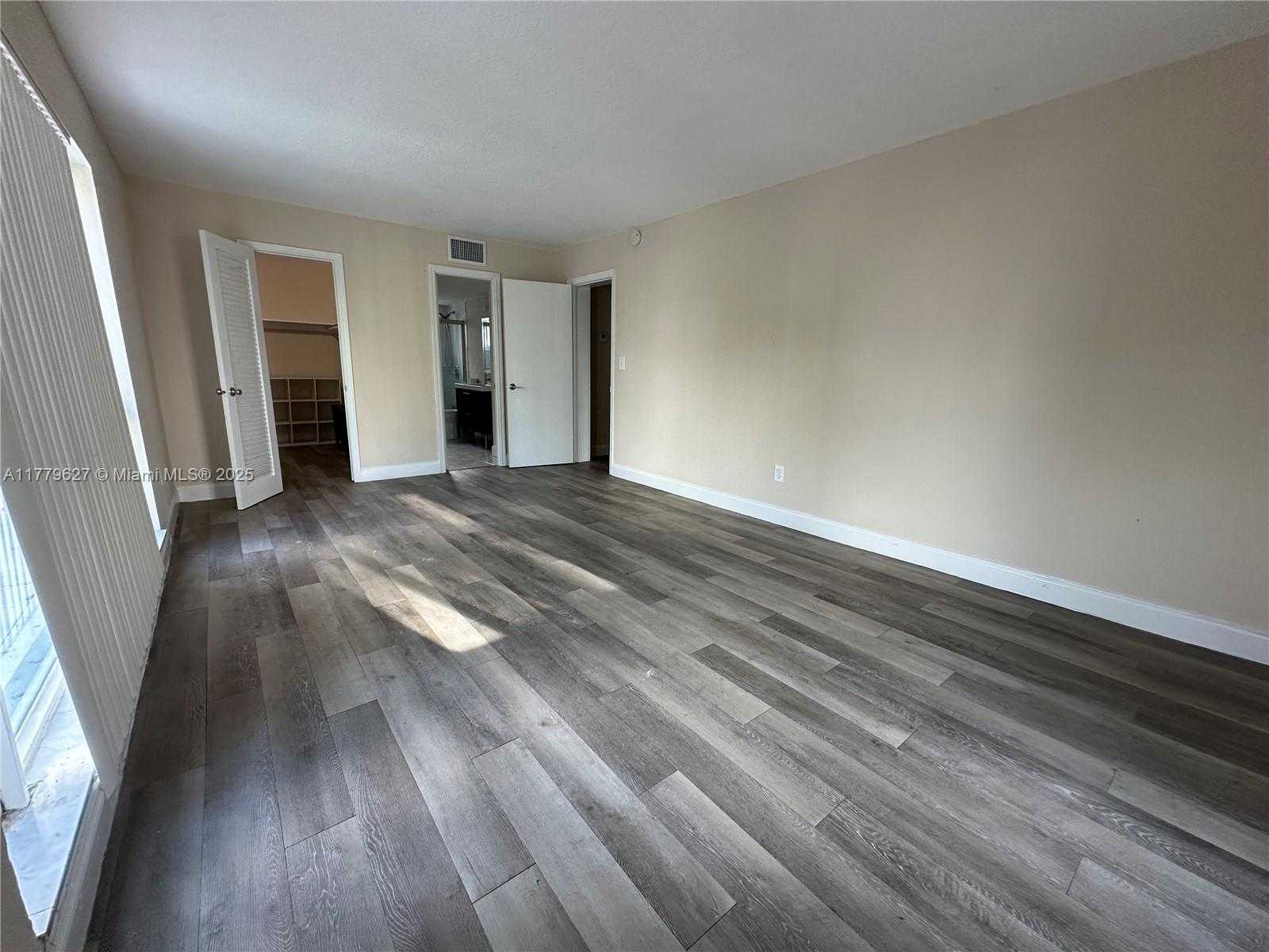 Small Image of 9971 WEST BAY HARBOR DR #207, Bay Harbor Islands Number 5