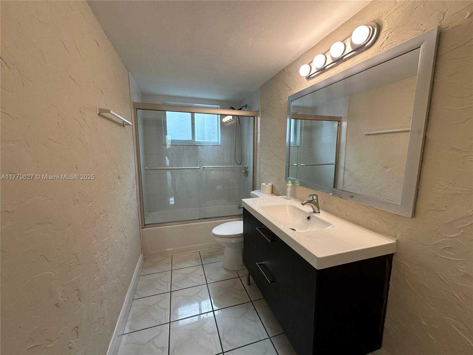Small Image of 9971 WEST BAY HARBOR DR #207, Bay Harbor Islands Number 8
