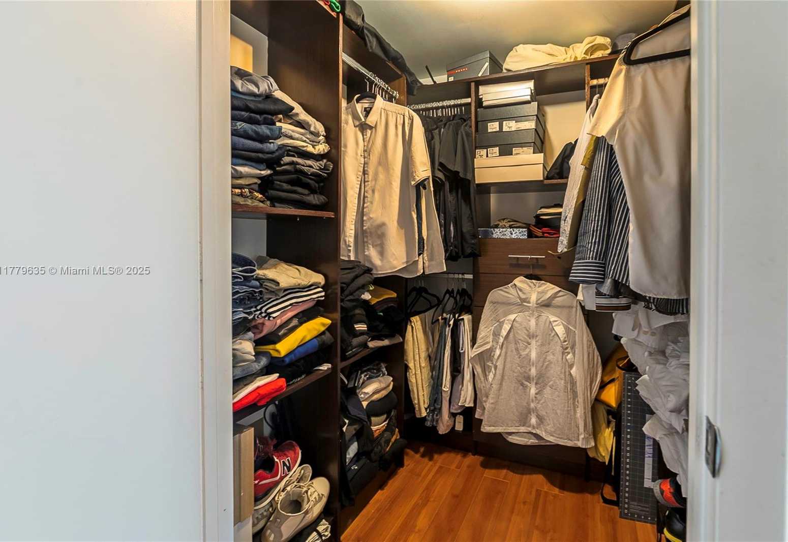Small Image of 50 Biscayne Blvd, Miami, FL 33132, USA Number 26