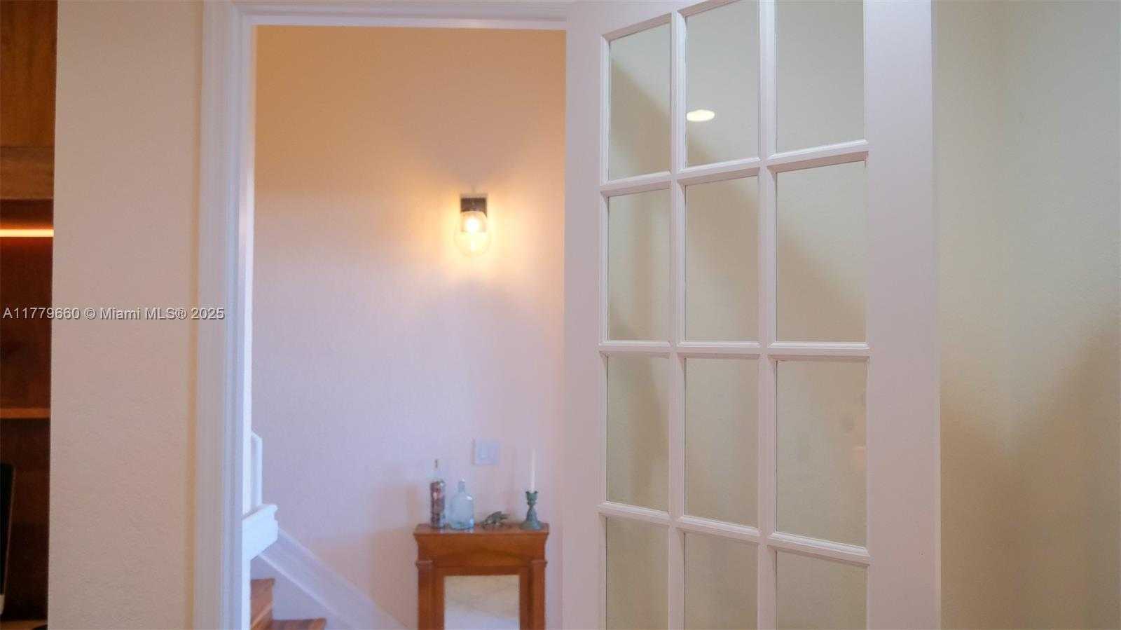 Small Image of 104 HARBORS WAY #104, Boynton Beach Number 15