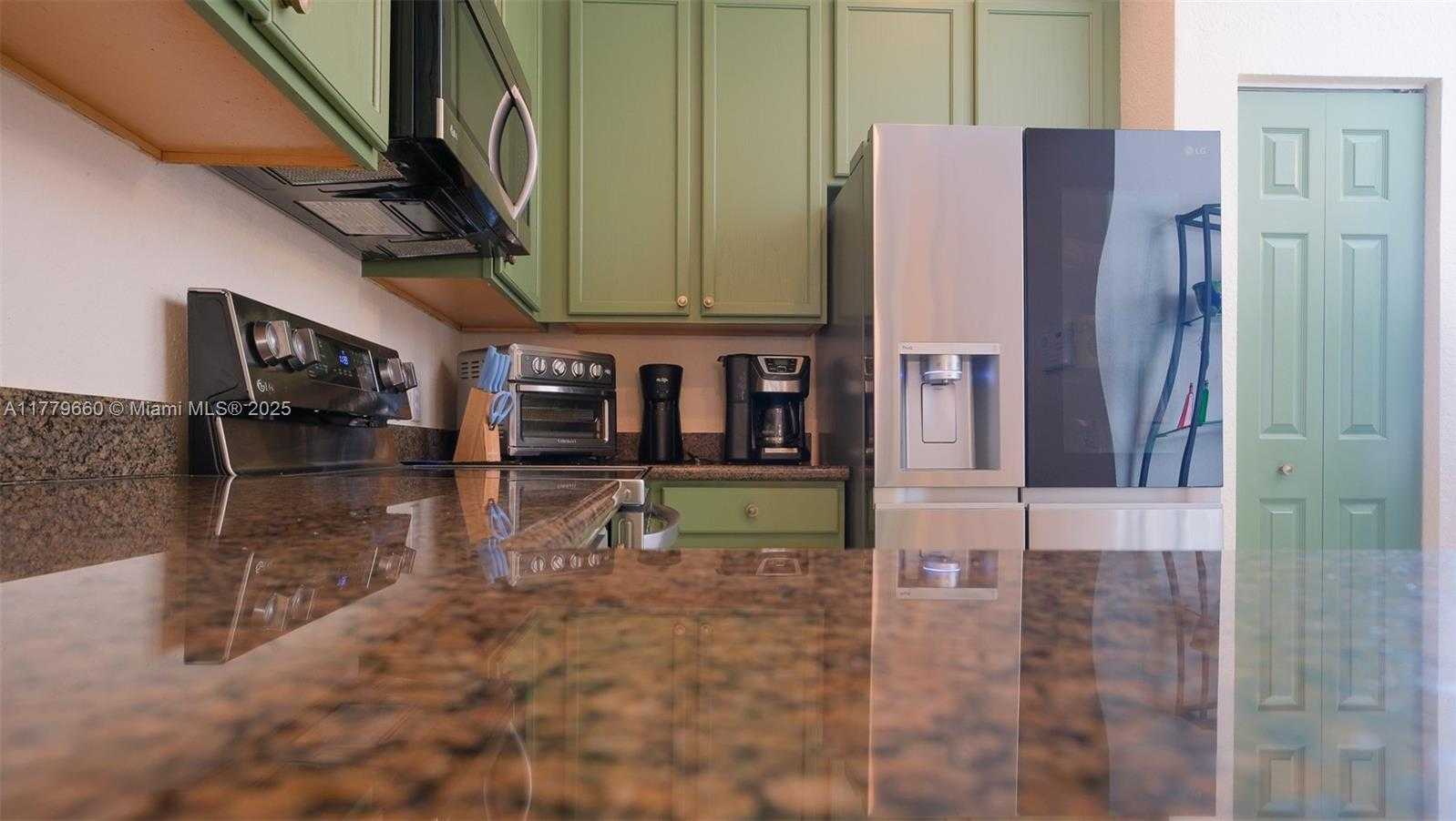 Small Image of 104 HARBORS WAY #104, Boynton Beach Number 28