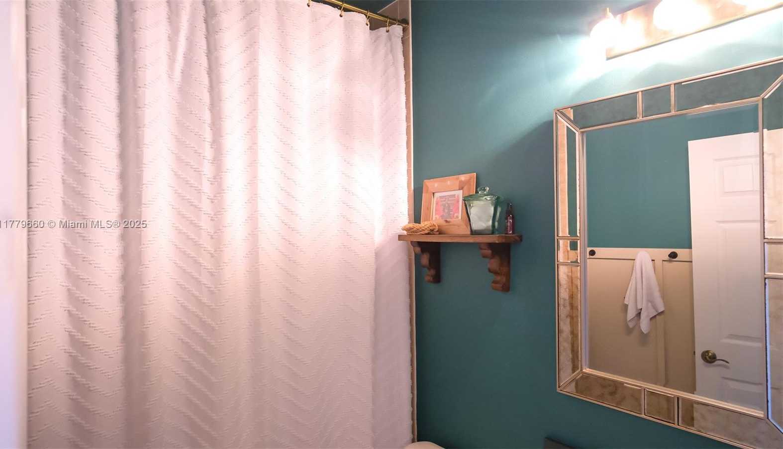 Small Image of 104 HARBORS WAY #104, Boynton Beach Number 39