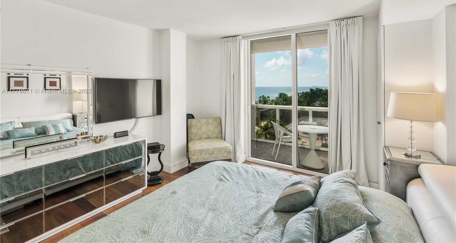 Small Image of 10275 COLLINS AV #611, Bal Harbour Number 18