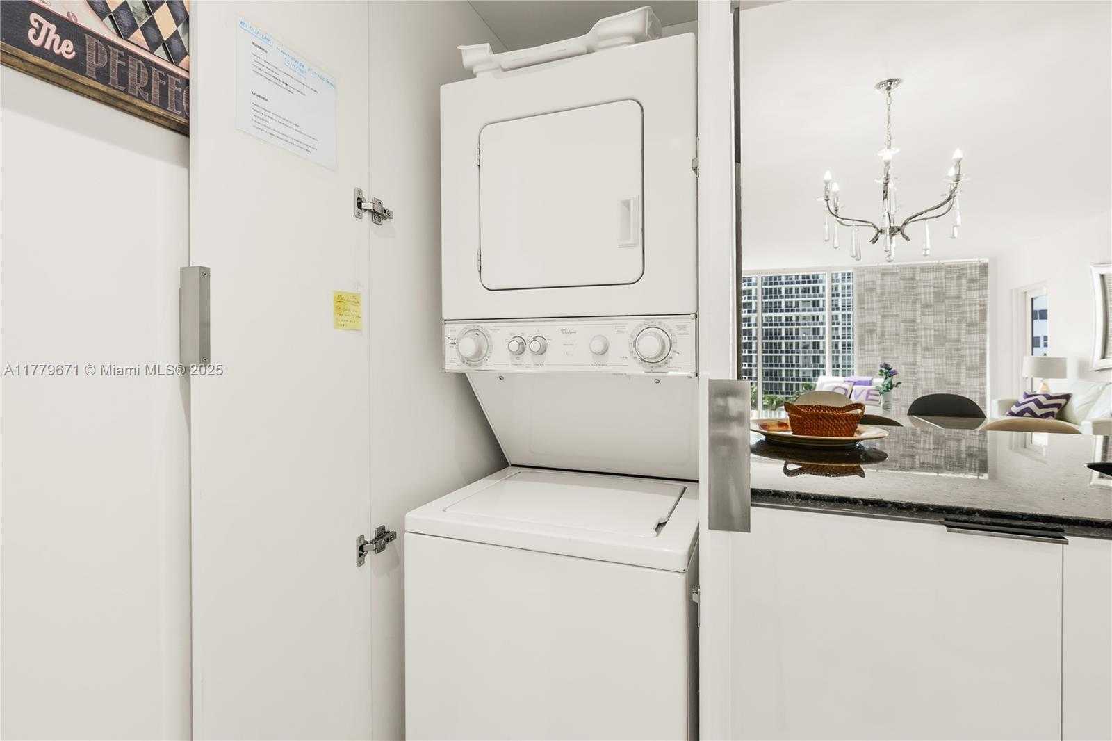 Small Image of 10275 COLLINS AV #611, Bal Harbour Number 23