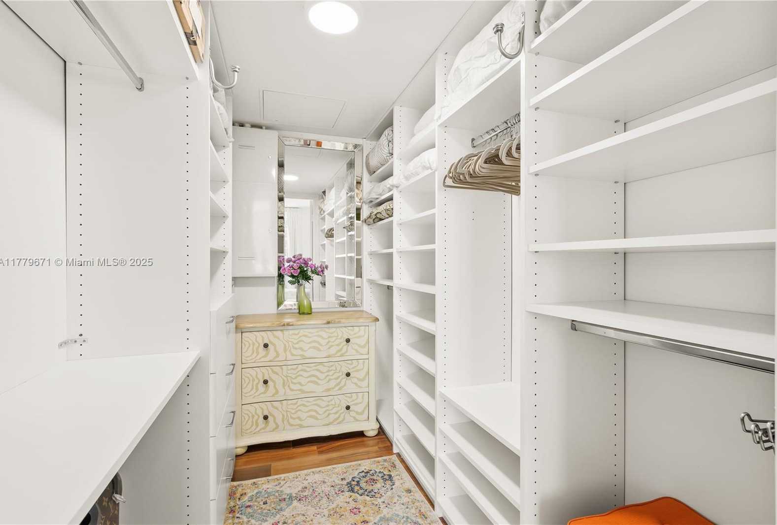 Small Image of 10275 COLLINS AV #611, Bal Harbour Number 24