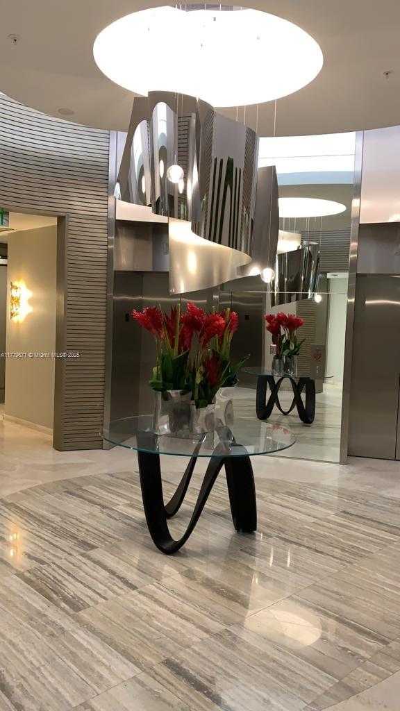 Small Image of 10275 COLLINS AV #611, Bal Harbour Number 30