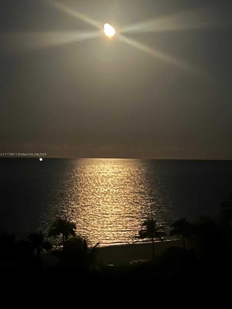 Small Image of 10275 COLLINS AV #611, Bal Harbour Number 35
