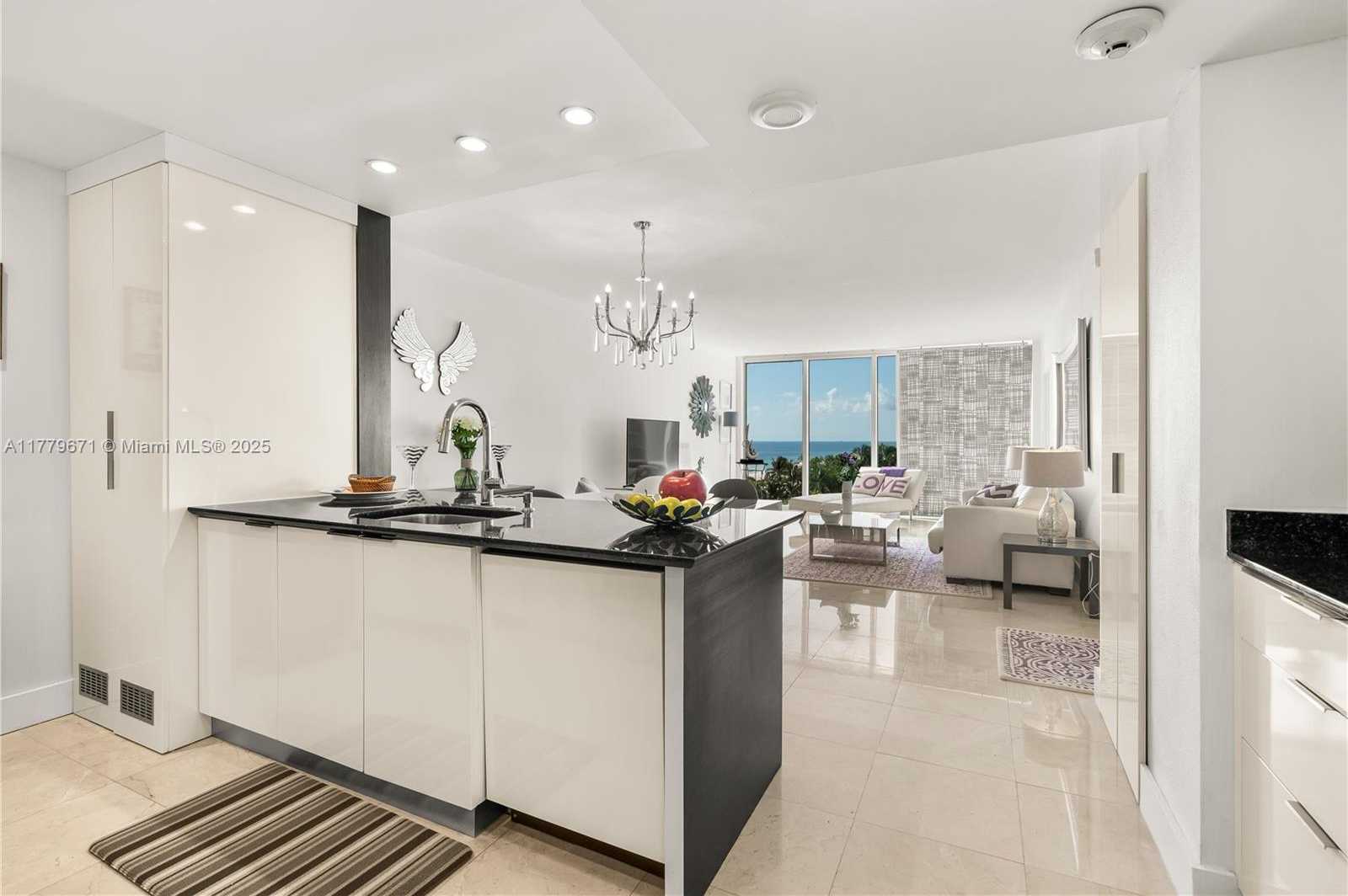 Small Image of 10275 COLLINS AV #611, Bal Harbour Number 5