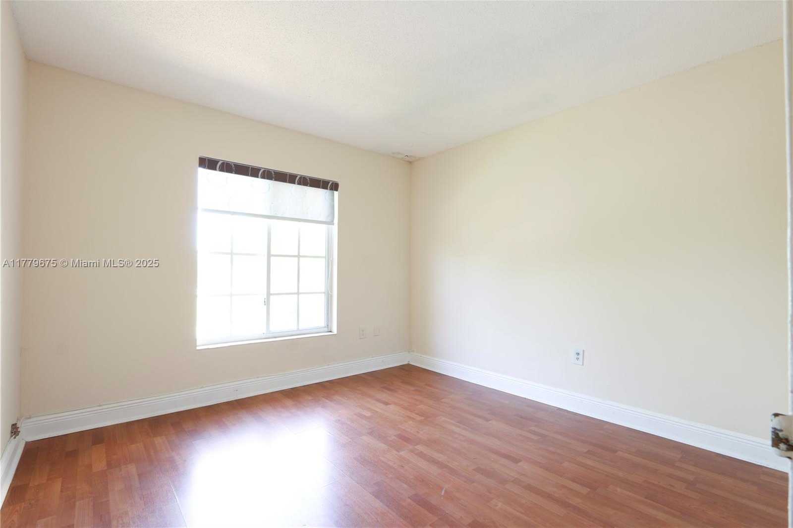 Small Image of 4810 NORTH WEST 79TH AVE #306, Doral Number 9