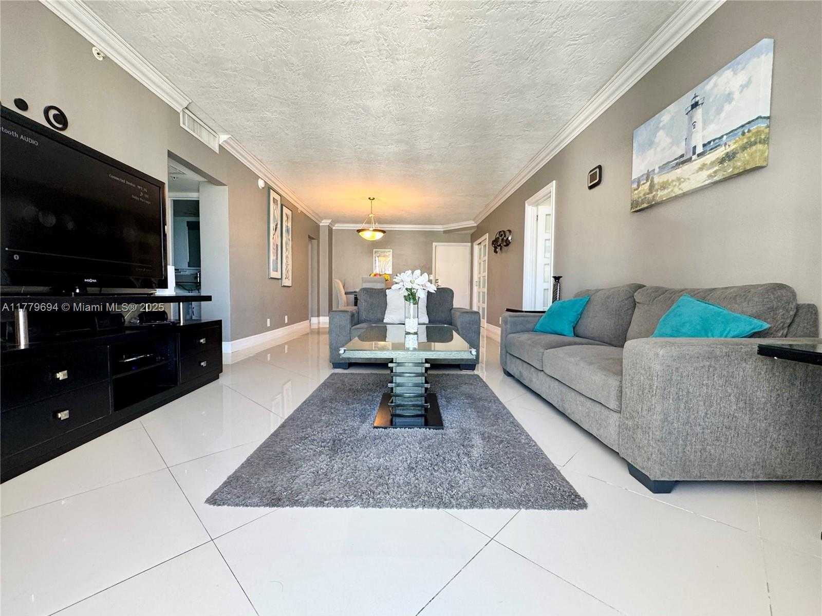 Small Image of 3000 SOUTH OCEAN DR #1422, Hollywood Number 11