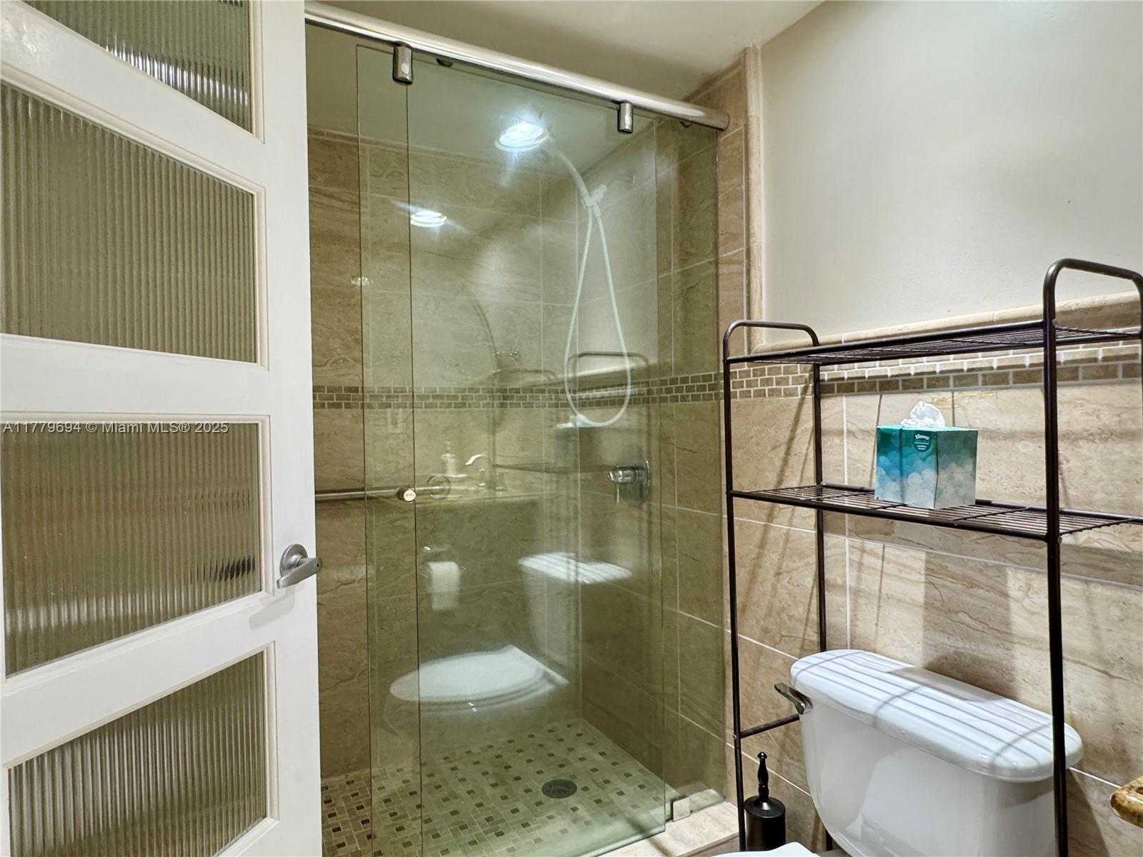 Small Image of 3000 SOUTH OCEAN DR #1422, Hollywood Number 30