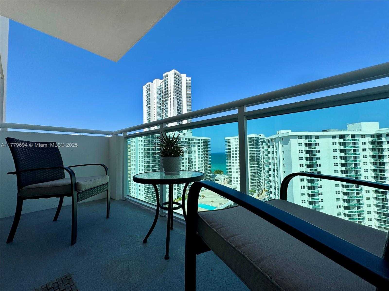 Small Image of 3000 SOUTH OCEAN DR #1422, Hollywood Number 33