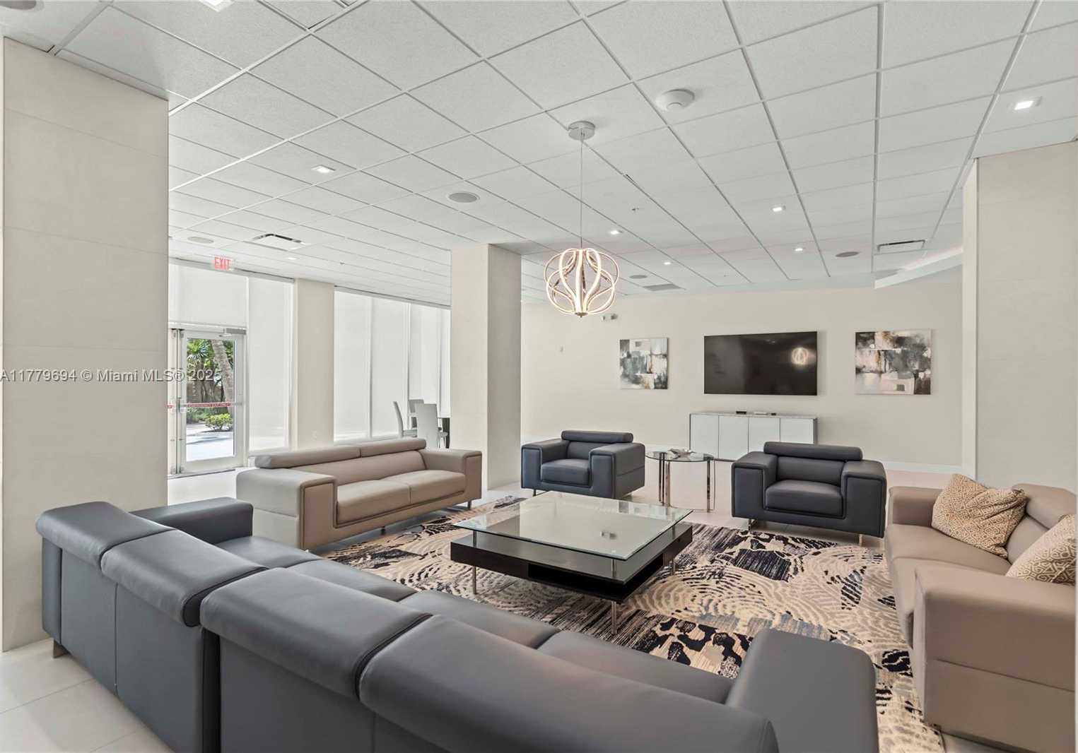 Small Image of 3000 SOUTH OCEAN DR #1422, Hollywood Number 44