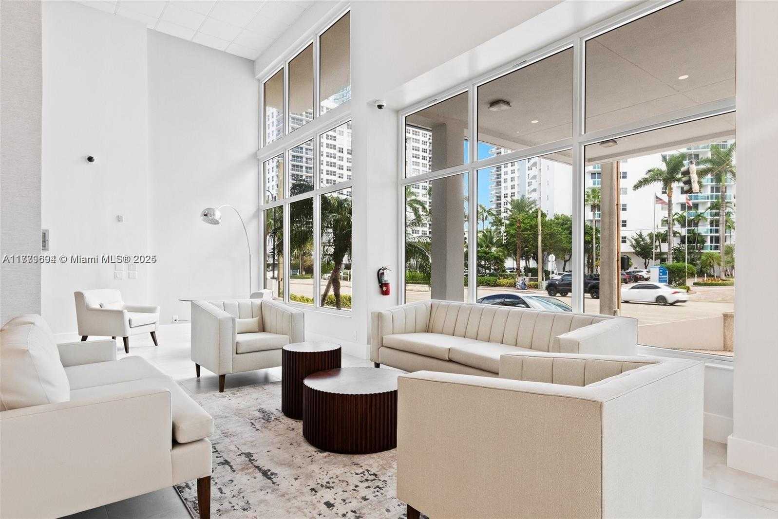 Small Image of 3000 SOUTH OCEAN DR #1422, Hollywood Number 56