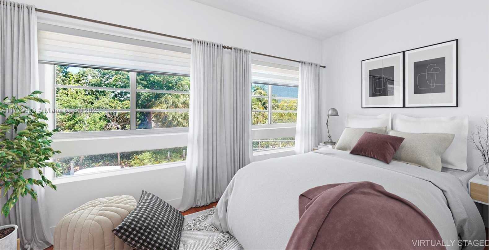 Small Image of 2160 PARK AVE #104, Miami Beach Number 3