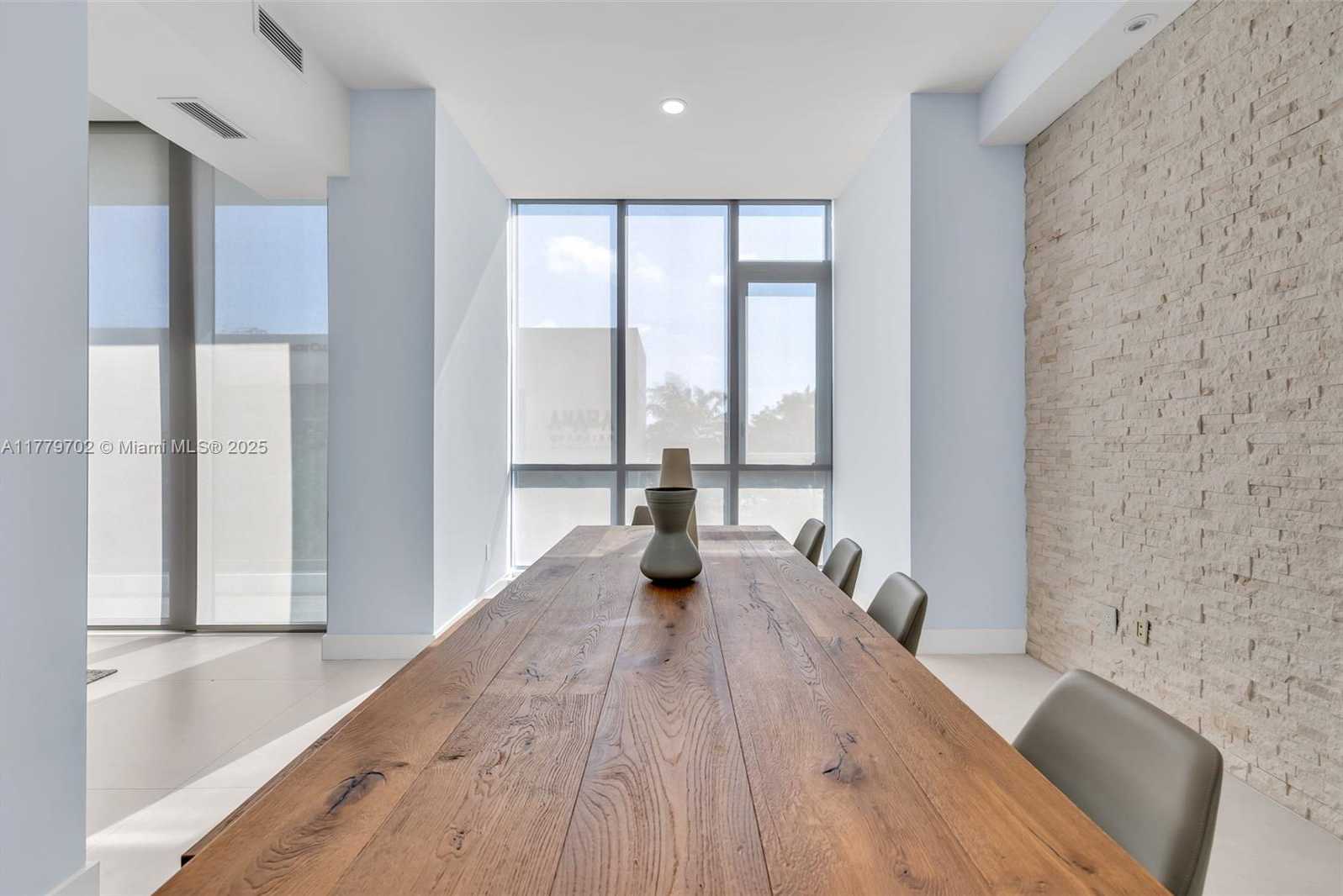 Small Image of 650 NORTH EAST 32ND ST #BH4, Miami Number 11