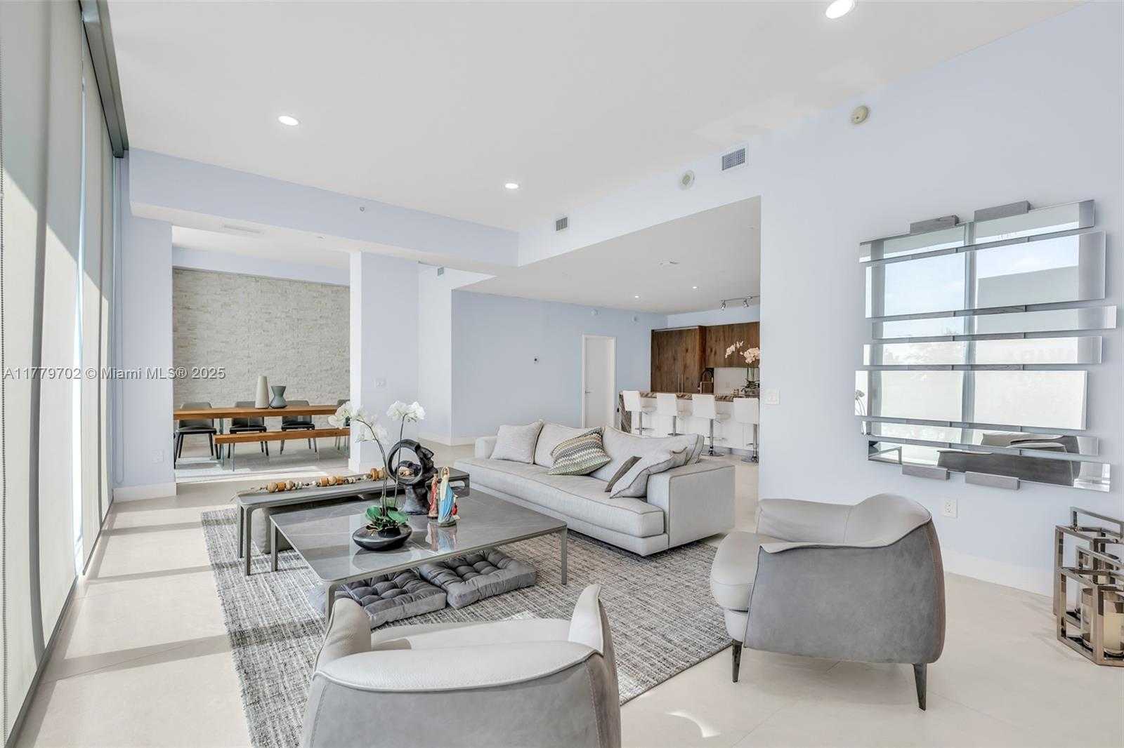 Small Image of 650 NORTH EAST 32ND ST #BH4, Miami Number 14