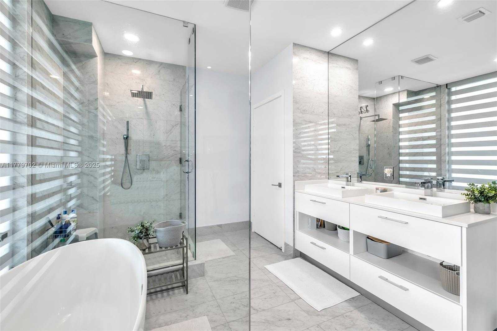 Small Image of 650 NORTH EAST 32ND ST #BH4, Miami Number 16