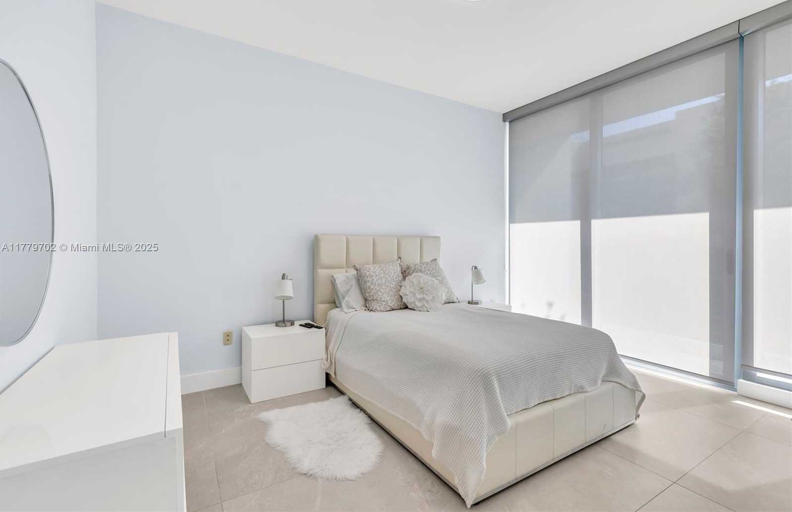 Small Image of 650 NORTH EAST 32ND ST #BH4, Miami Number 4