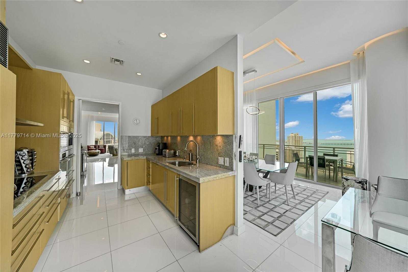 Small Image of 900 BRICKELL KEY BLVD #2304, Miami Number 20