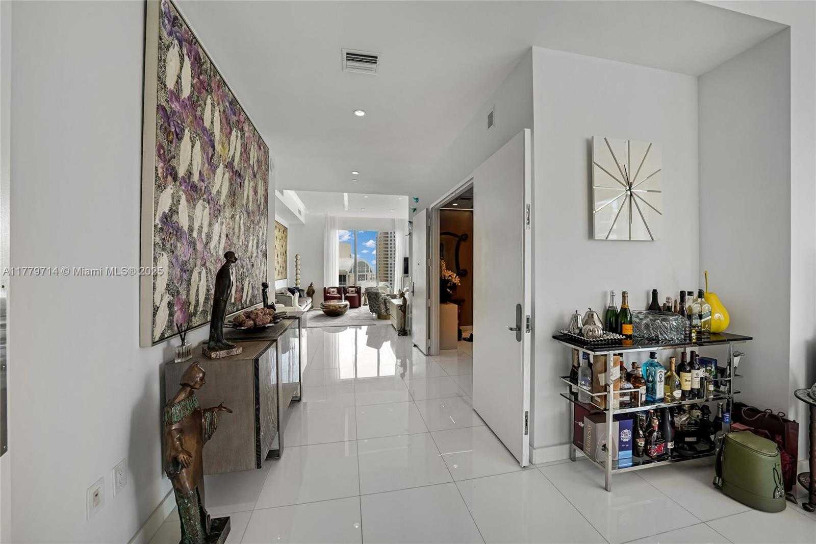 Small Image of 900 BRICKELL KEY BLVD #2304, Miami Number 23