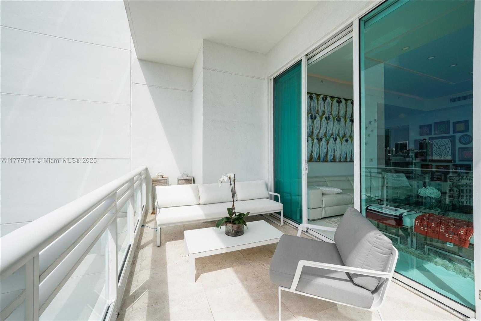 Small Image of 900 BRICKELL KEY BLVD #2304, Miami Number 32