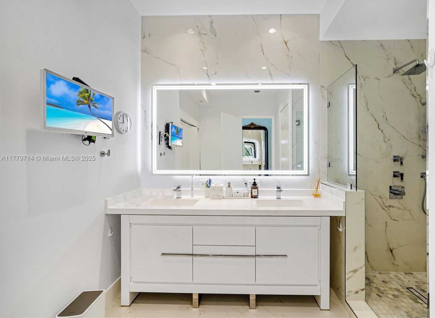 Small Image of 900 BRICKELL KEY BLVD #2304, Miami Number 34