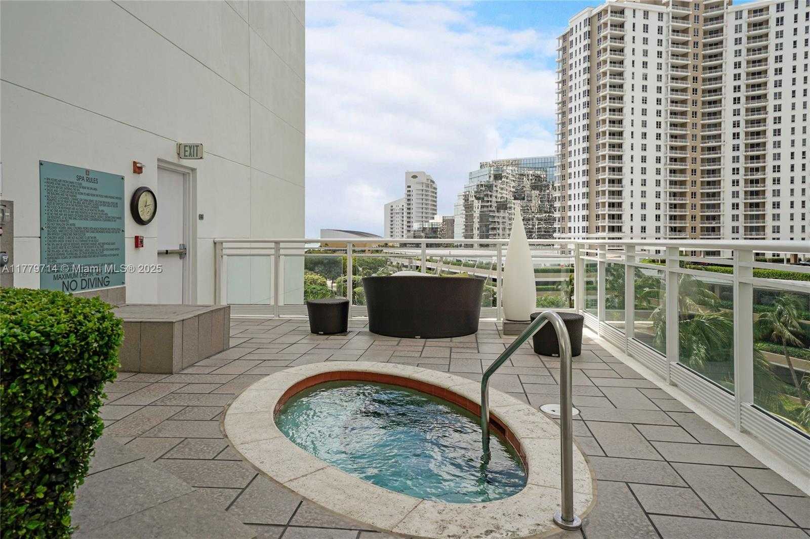 Small Image of 900 BRICKELL KEY BLVD #2304, Miami Number 60