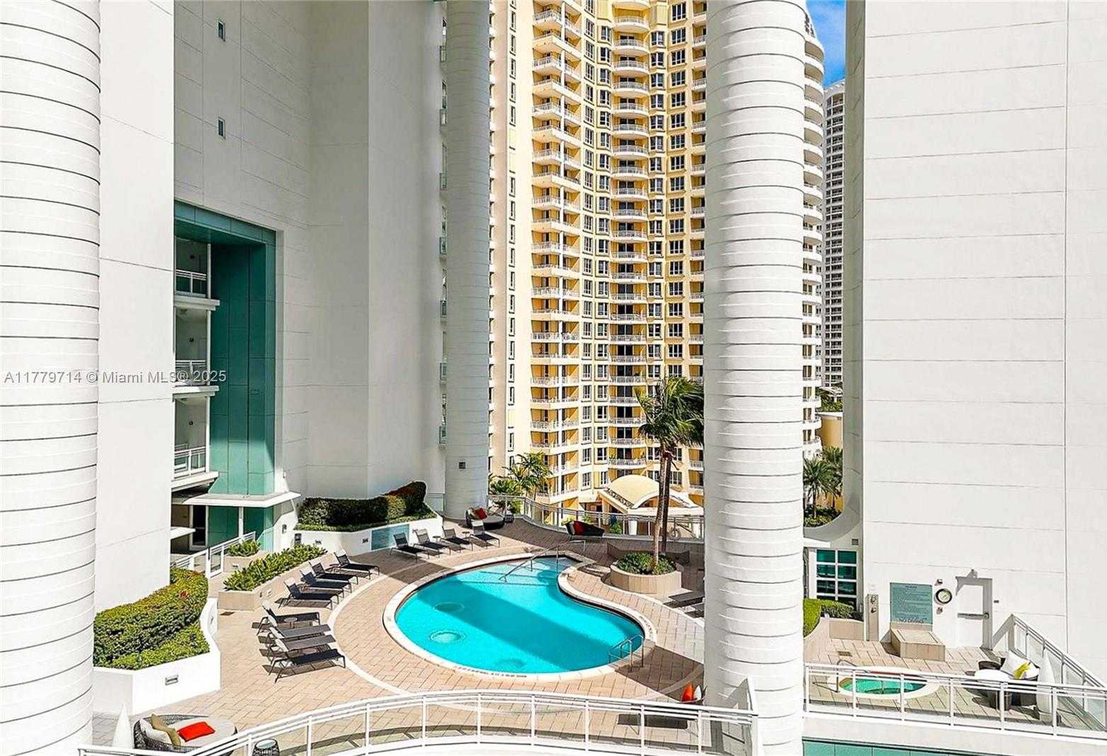 Small Image of 900 BRICKELL KEY BLVD #2304, Miami Number 68
