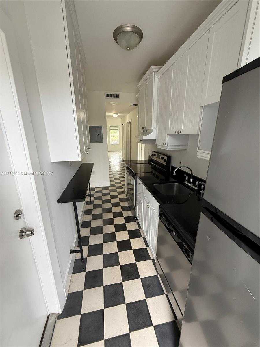 Small Image of 405 SOUTH WEST 29TH CT #6B, Miami Number 16