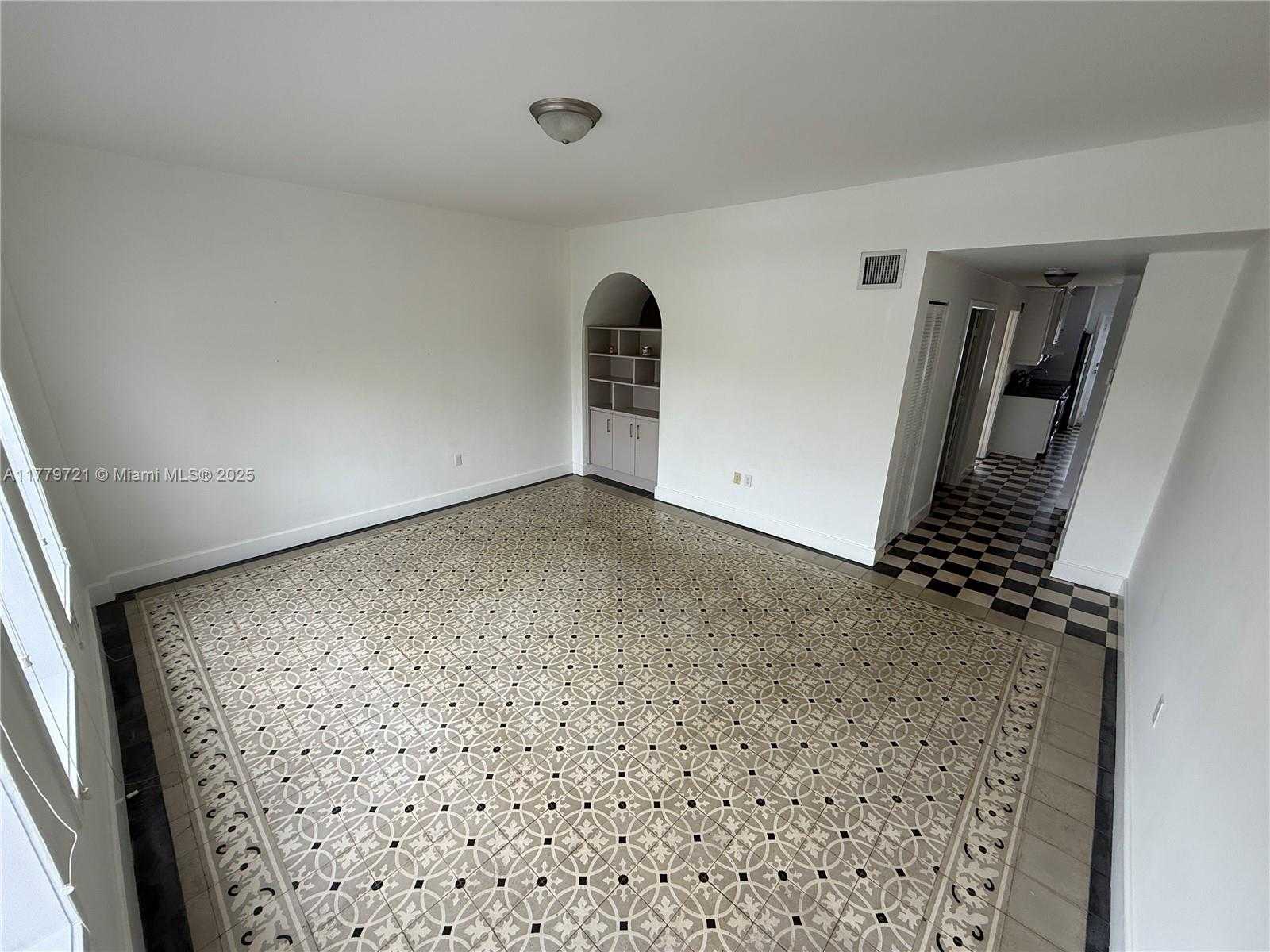 Small Image of 405 SOUTH WEST 29TH CT #6B, Miami Number 2