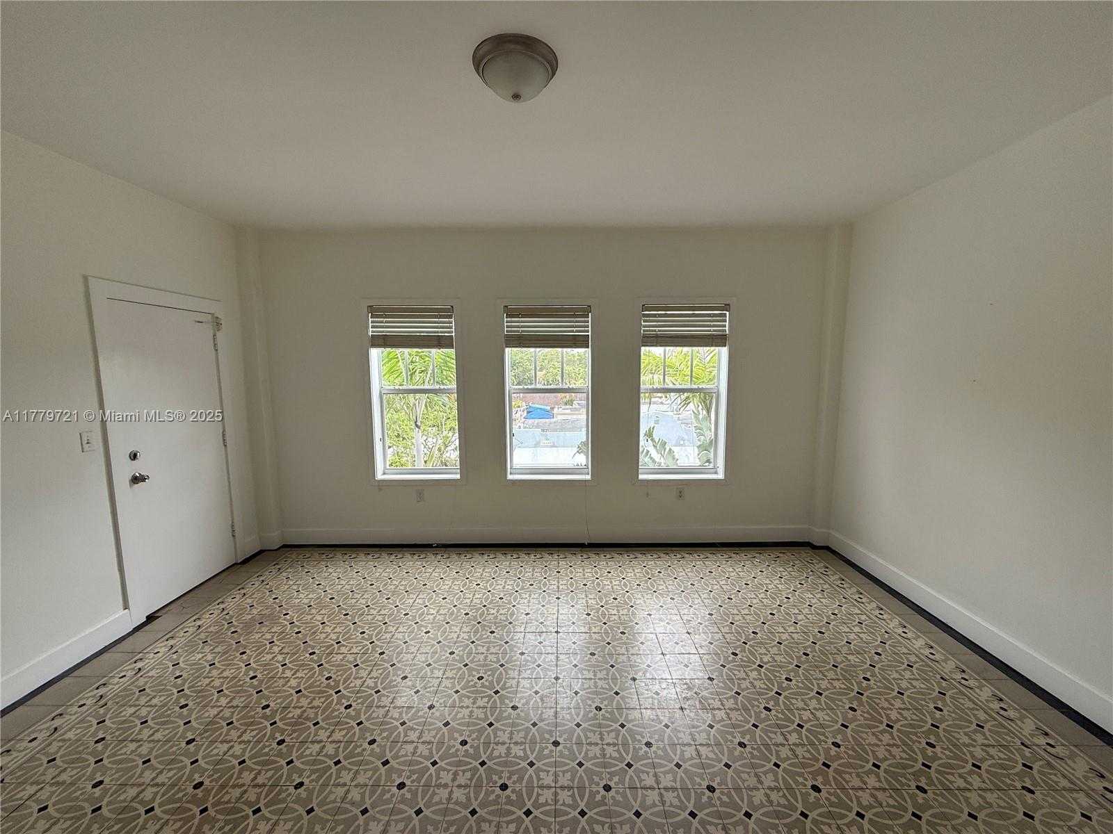 Small Image of 405 SOUTH WEST 29TH CT #6B, Miami Number 4