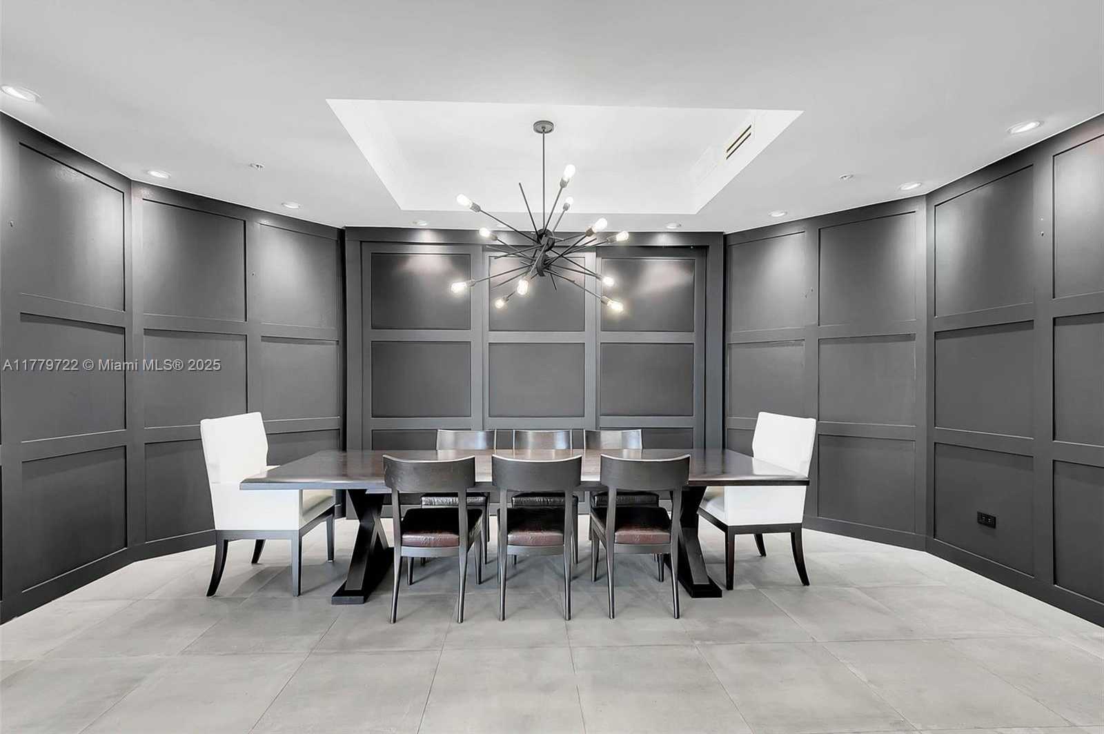 Small Image of 848 BRICKELL KEY DR #301, Miami Number 3