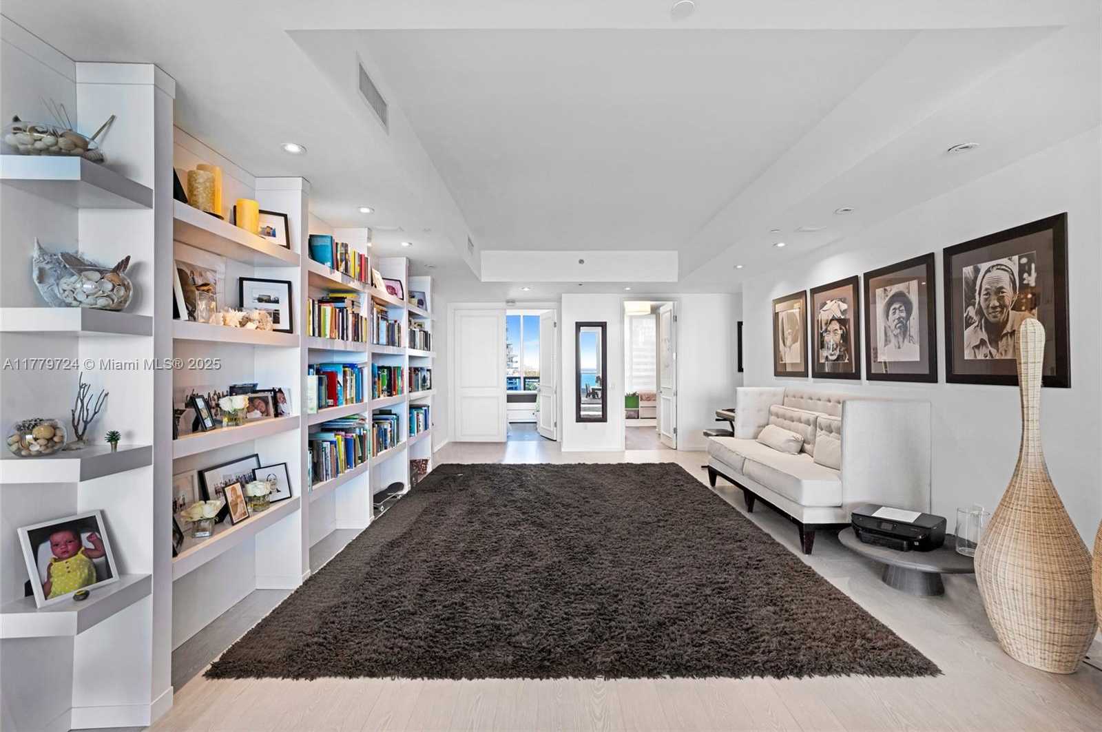Small Image of 5959 COLLINS AVE #1105, Miami Beach Number 31