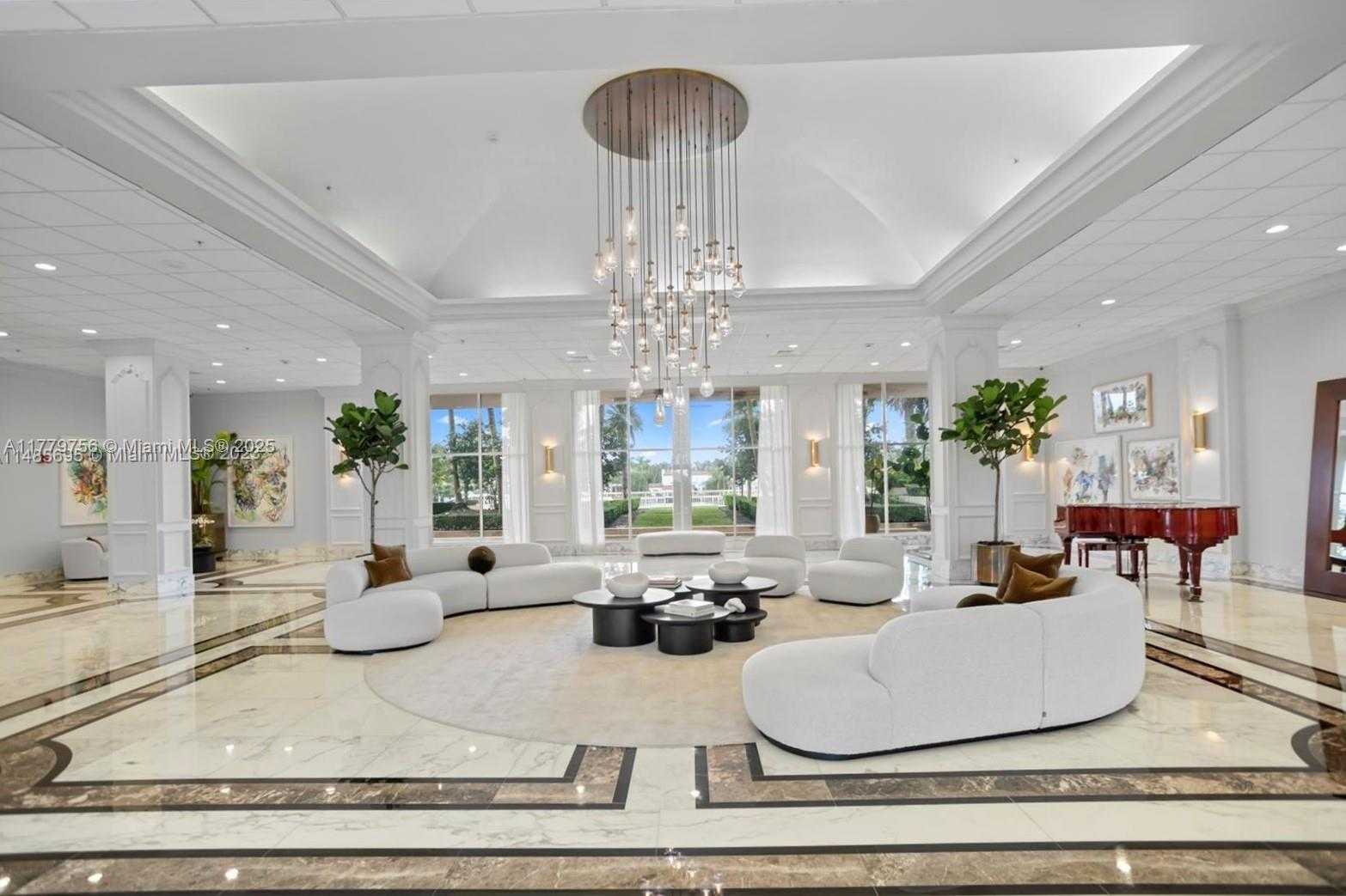 Small Image of 5600 COLLINS AVE #17J, Miami Beach Number 24