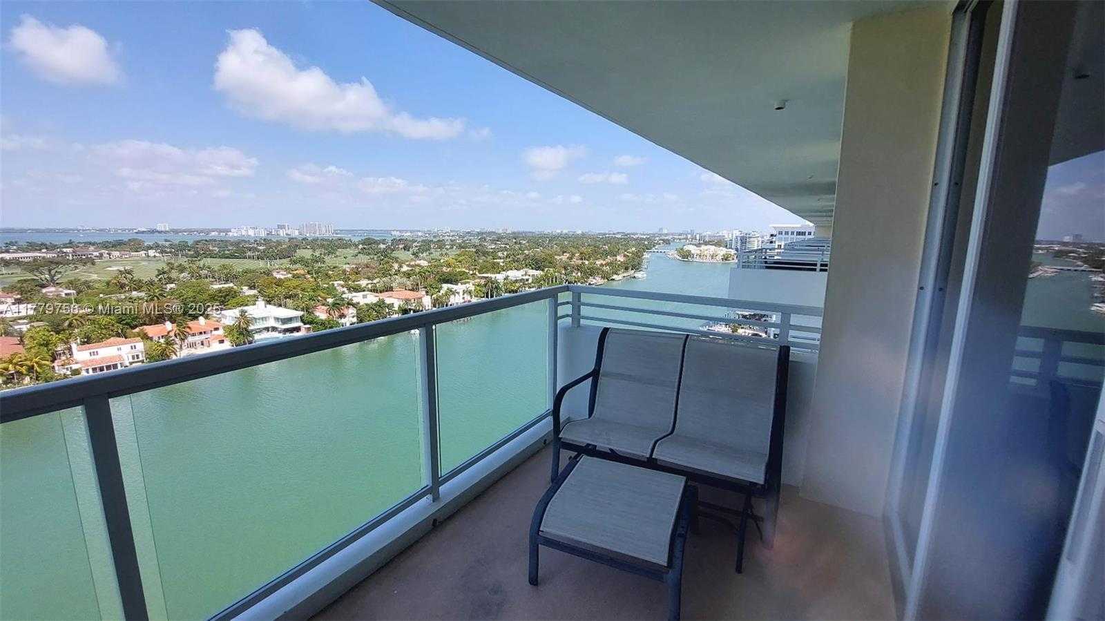 Small Image of 5600 COLLINS AVE #17J, Miami Beach Number 3
