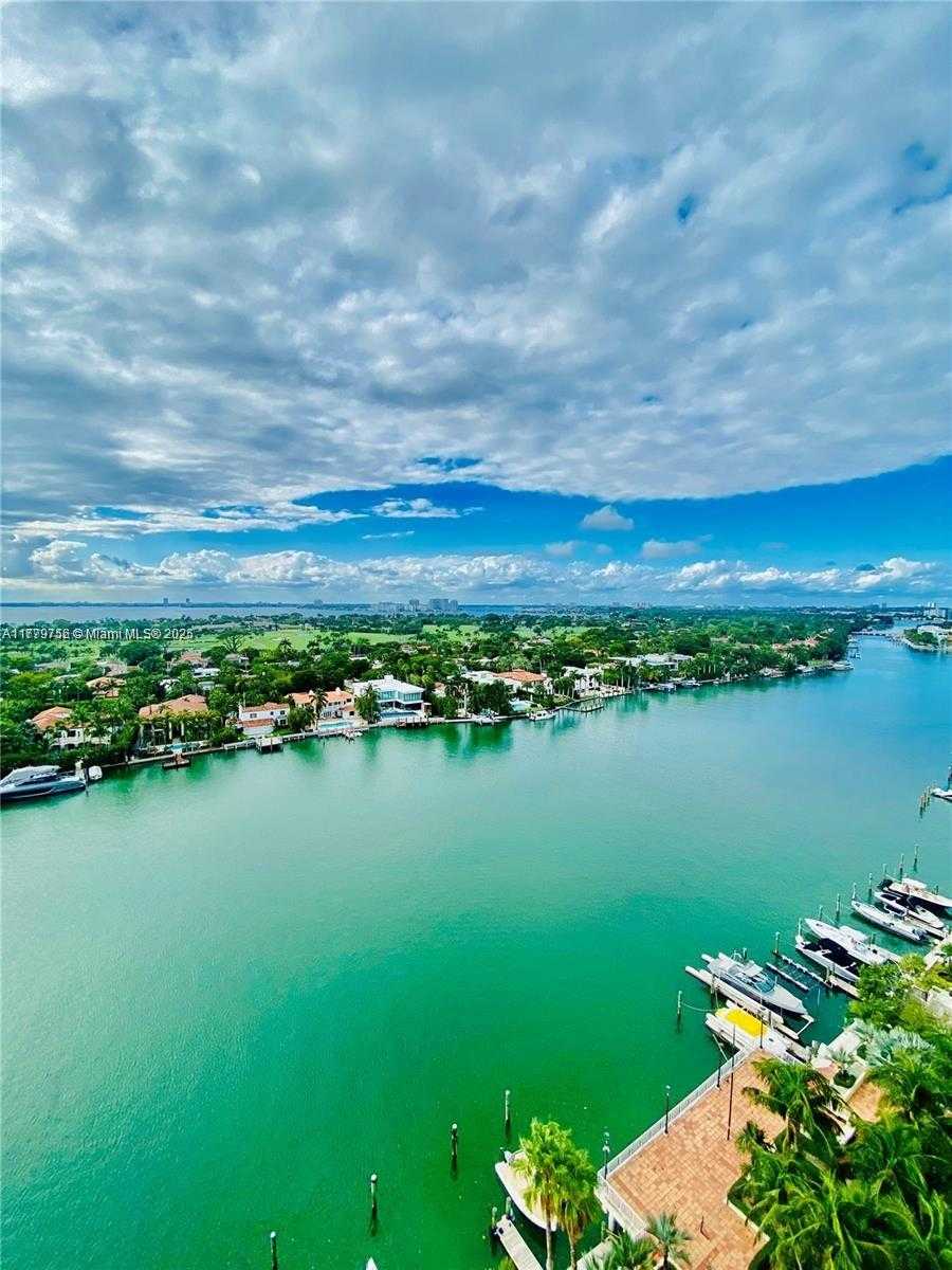 Small Image of 5600 COLLINS AVE #17J, Miami Beach Number 7