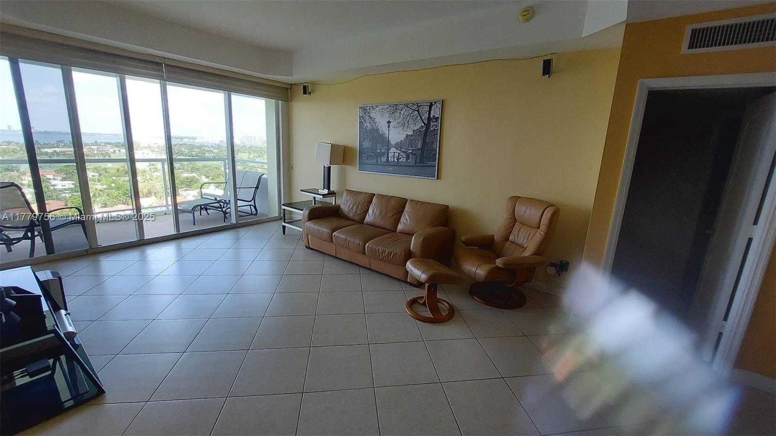 Small Image of 5600 COLLINS AVE #17J, Miami Beach Number 8