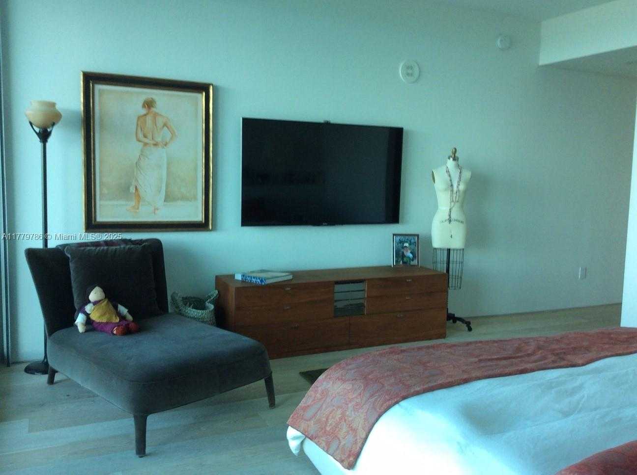 Small Image of 350 OCEAN DR #304N, Key Biscayne Number 29