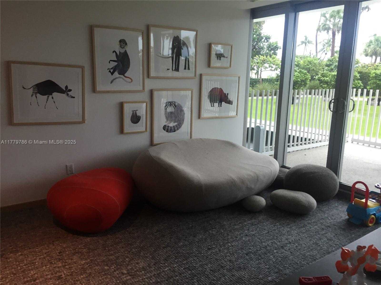 Small Image of 350 OCEAN DR #304N, Key Biscayne Number 48